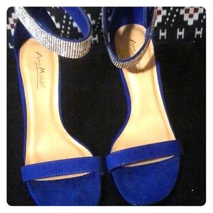 Royal blue size 8 shoes